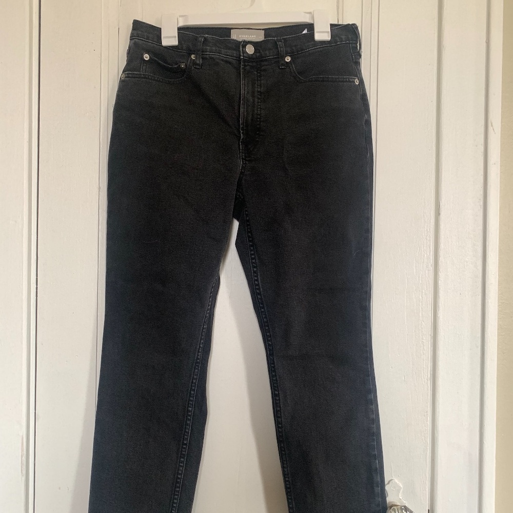 Women’s everlane original cheeky jean in washed black